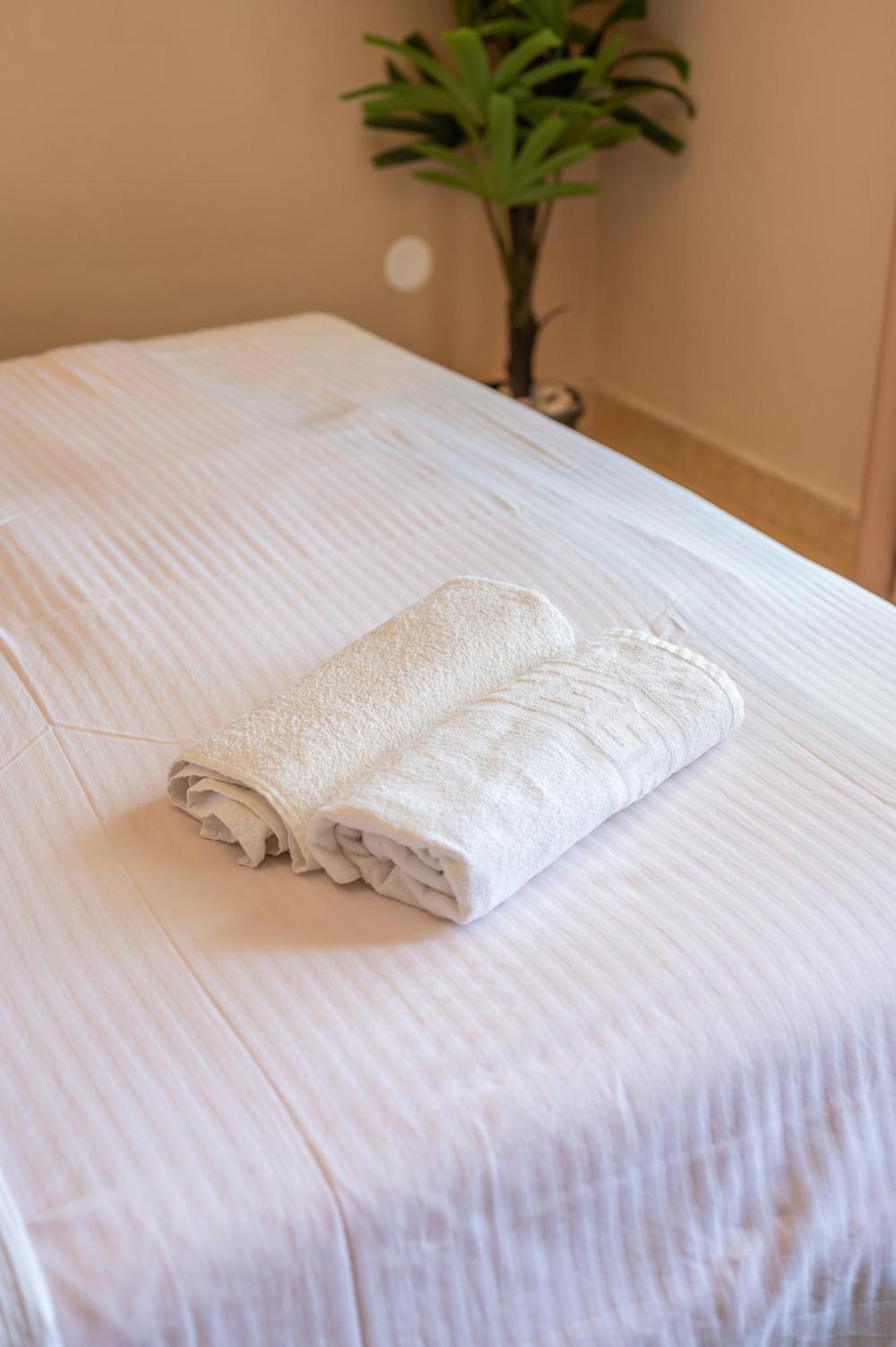 Beach Walk Apartments Улцинь Экстерьер фото