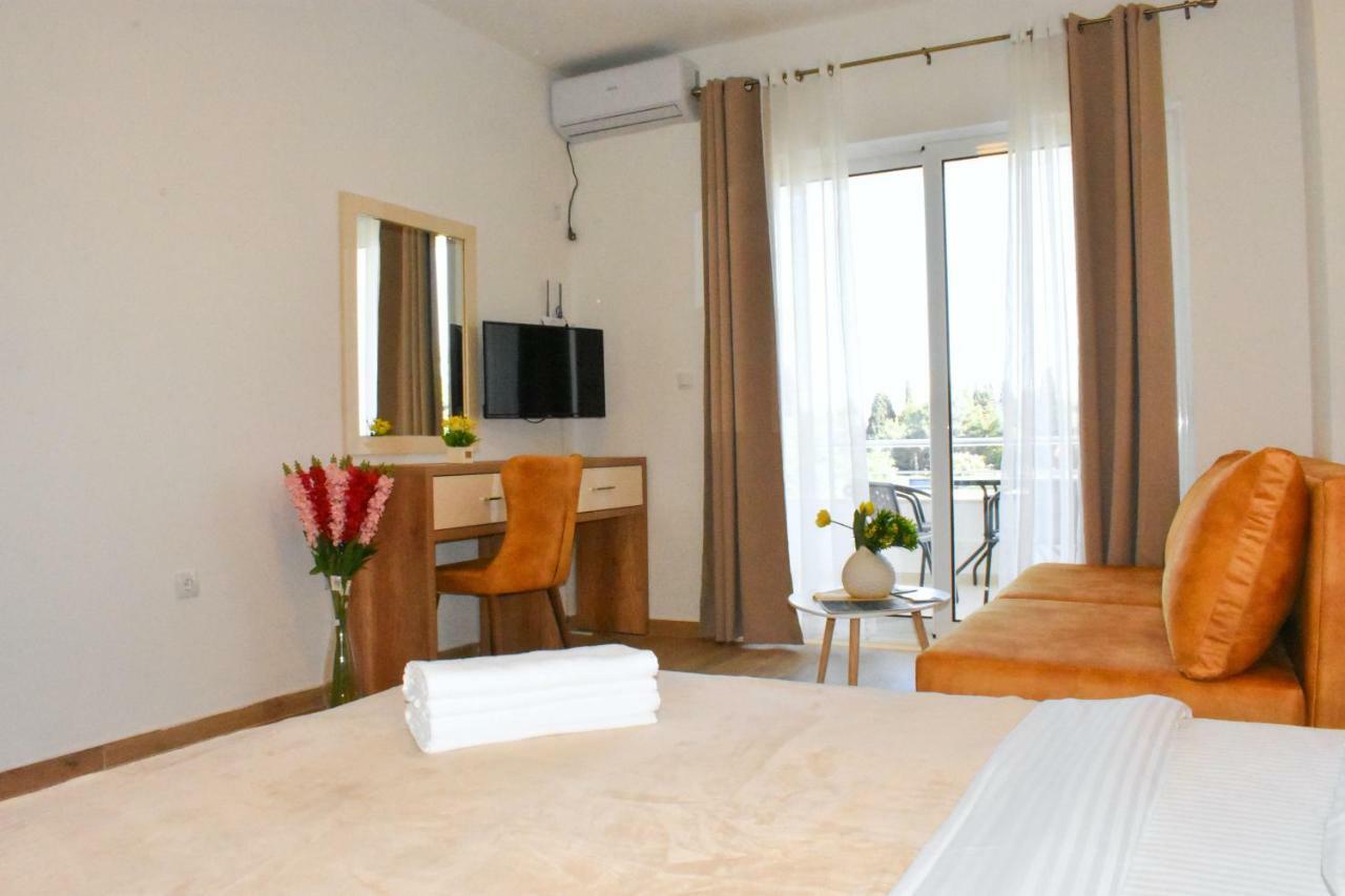 Beach Walk Apartments Улцинь Экстерьер фото